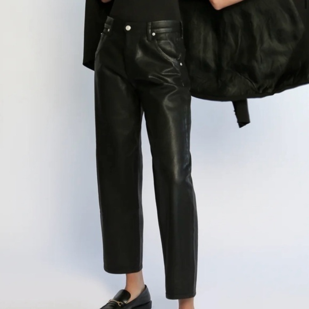 NWT Daily Blue Women's Mantra Wide Barrel Black Faux‎ Leather Pants 28
